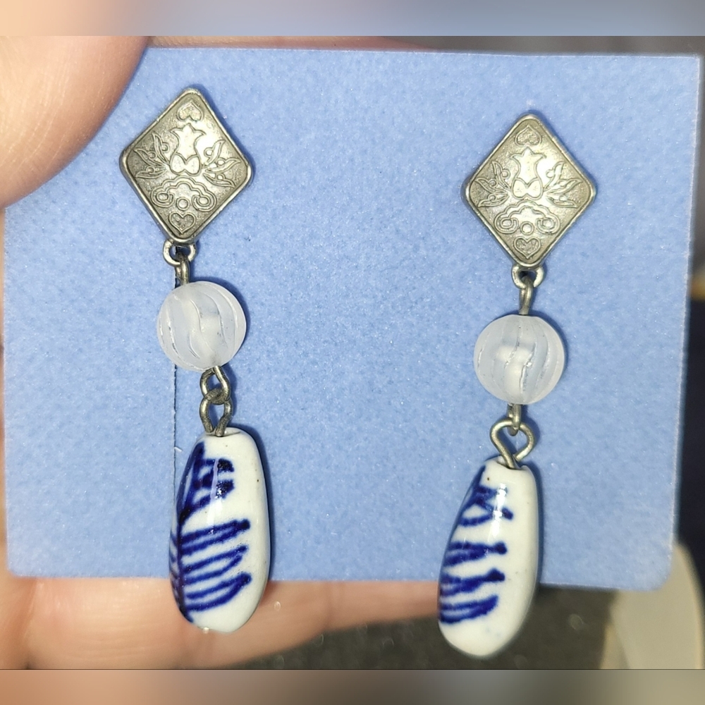 Vintage Avon Jewelry Set In Original Boxes